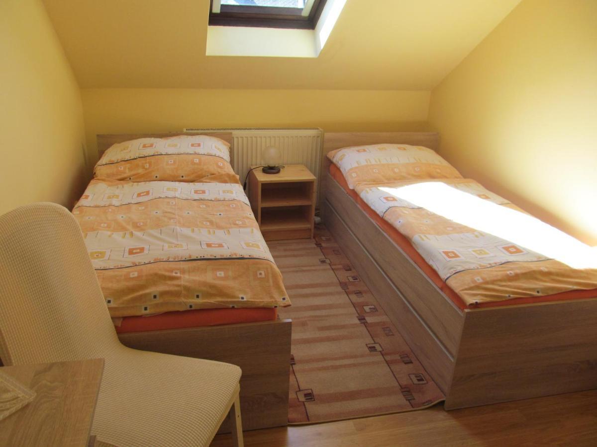 A+S Penzion Podzamok Spišské Podhradie Bagian luar foto
