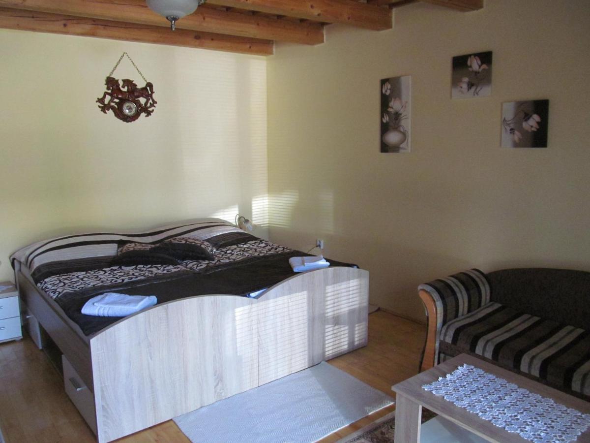 A+S Penzion Podzamok Spišské Podhradie Bagian luar foto